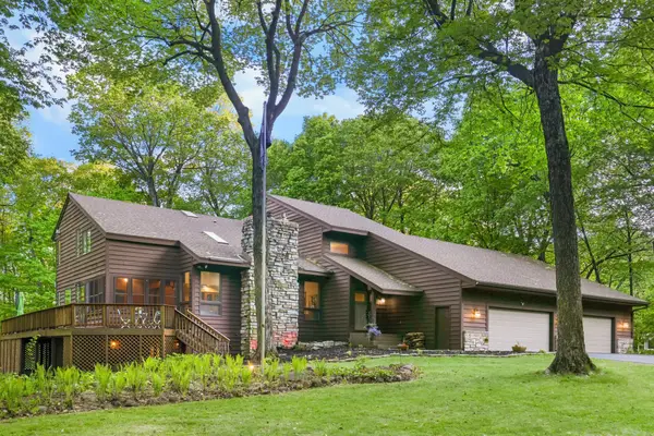 6365 Virginia Drive, Victoria, MN 55331