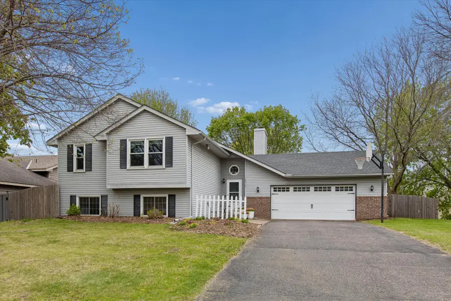 13916 York Avenue S, Burnsville, MN 55337 - #2