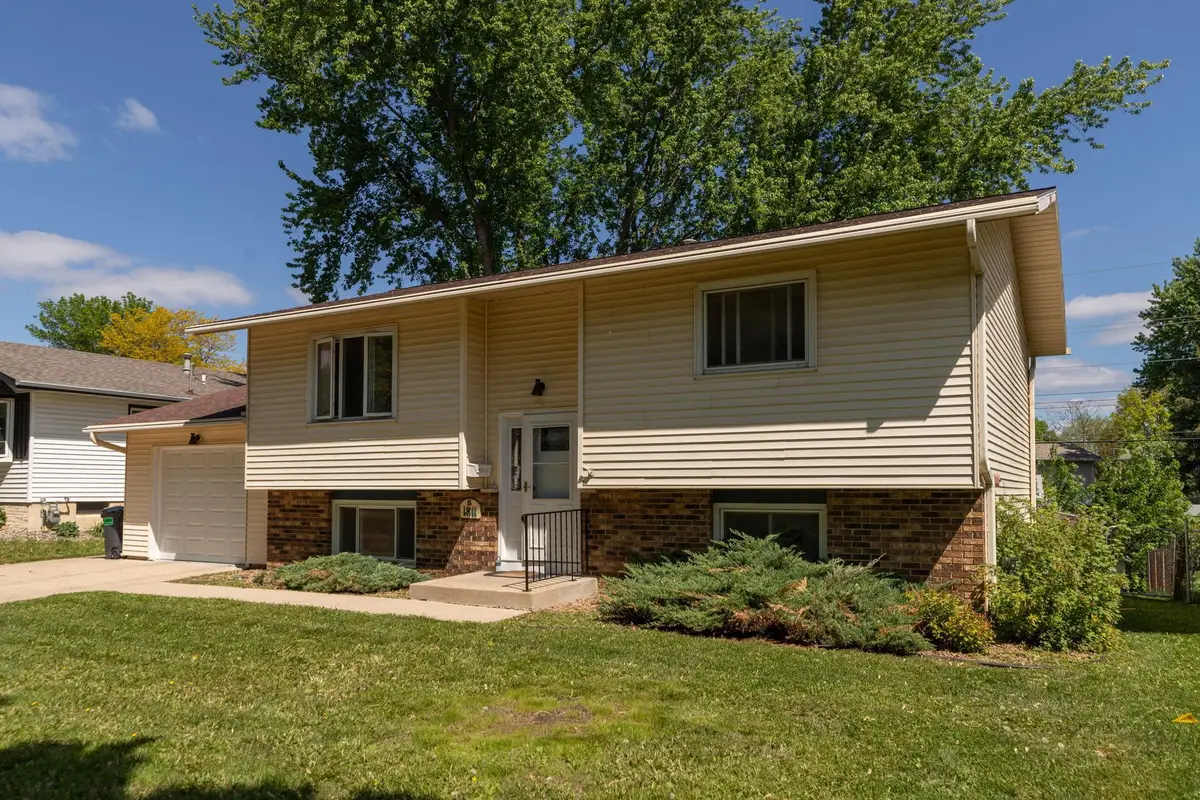 1811 43rd Street Nw, Rochester, MN 55901 - #1