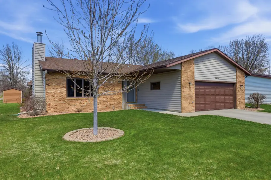 1619 38th Avenue S, Fargo, ND 58104 - #3