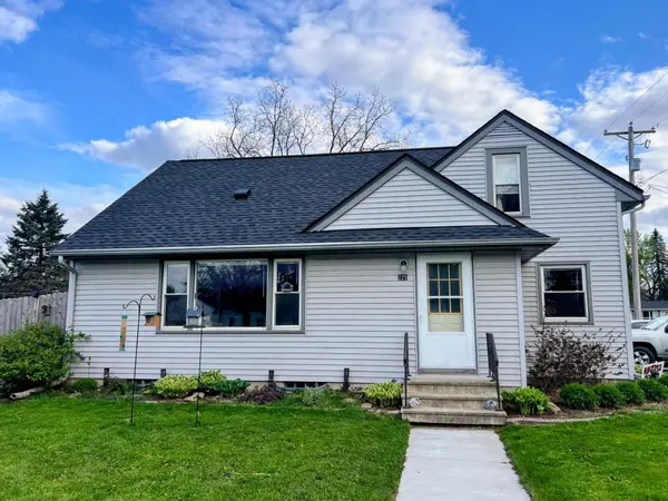 225 4th Street Sw, Pine Island, MN 55963