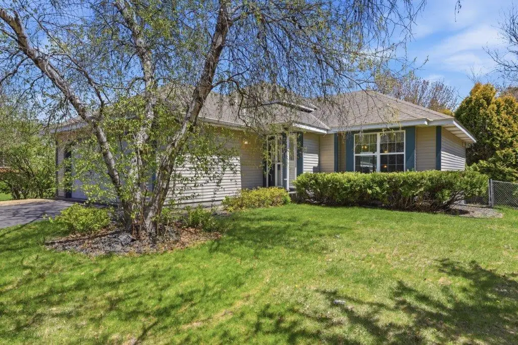 9480 71st Bay S, Cottage Grove, MN 55016 - #1