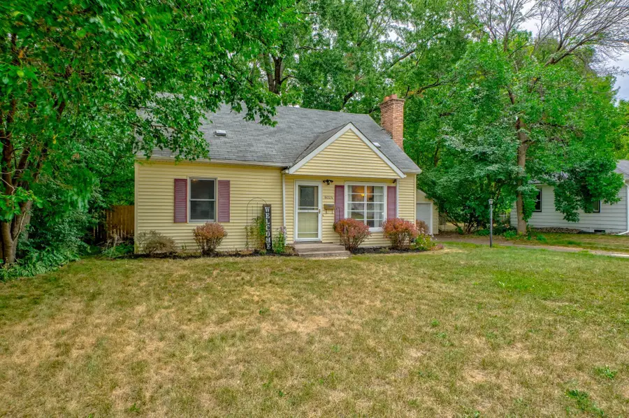 6024 Camden Avenue N, Brooklyn Center, MN 55430 - #2