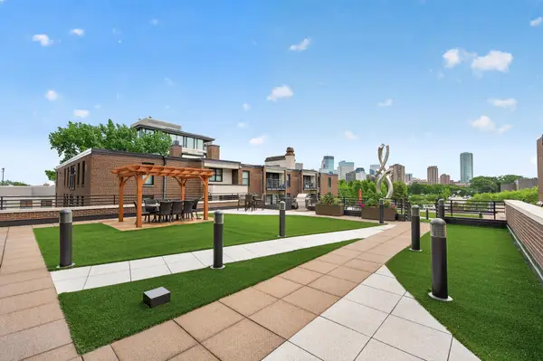 50 Groveland Terrace #C208, Minneapolis, MN 55403