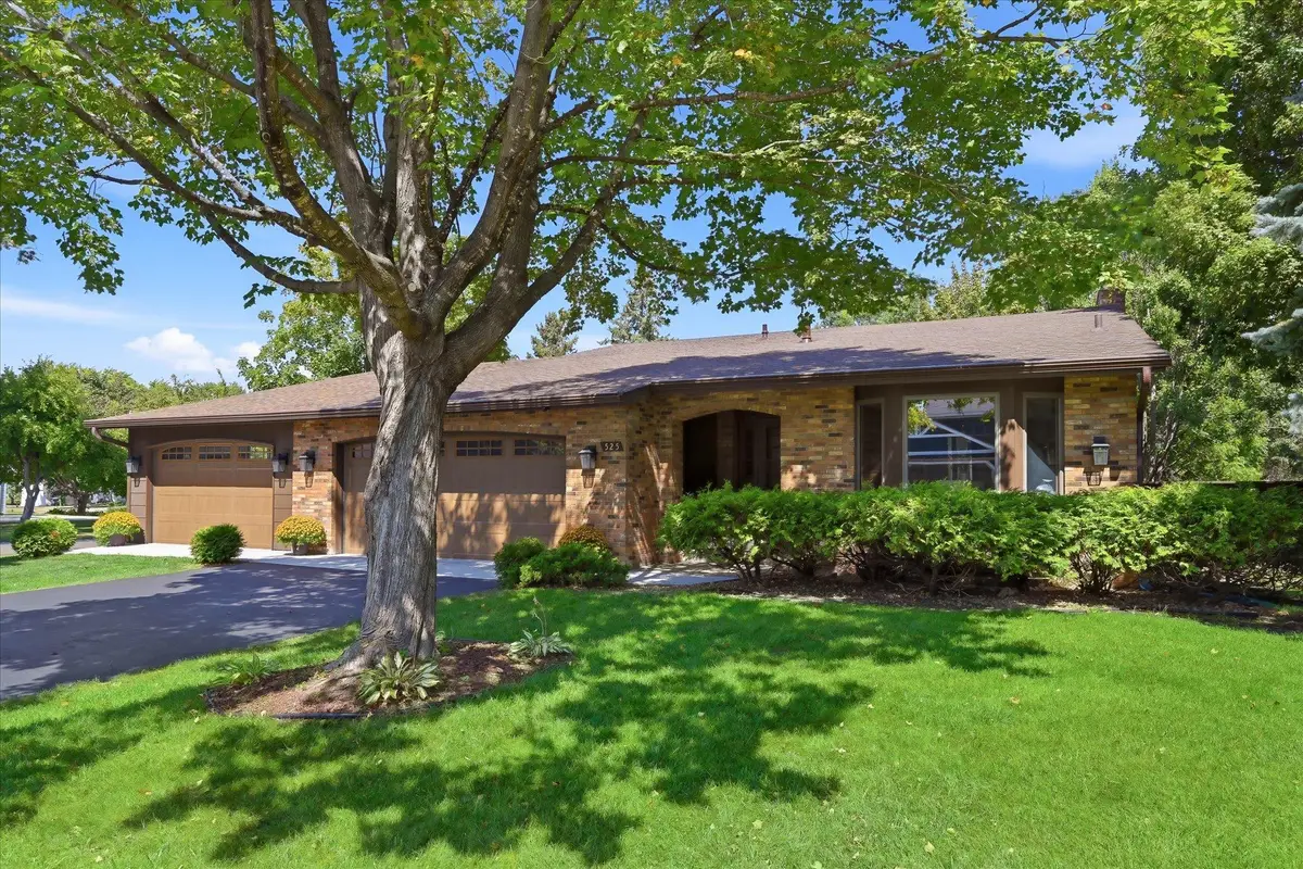 525 Mackubin Circle, Shoreview, MN 55126 - #1