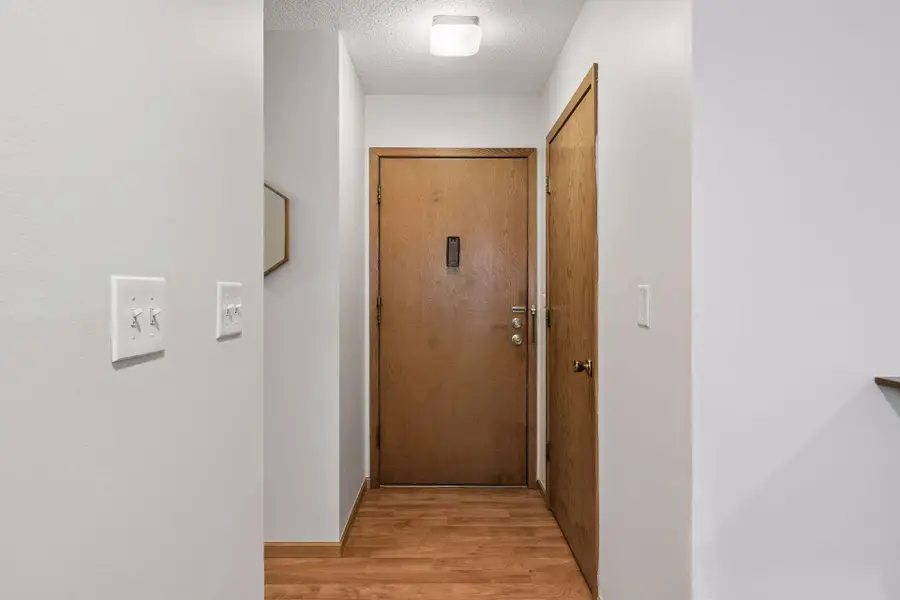 2710 Dale Street N #B107, Roseville, MN 55113 - #2