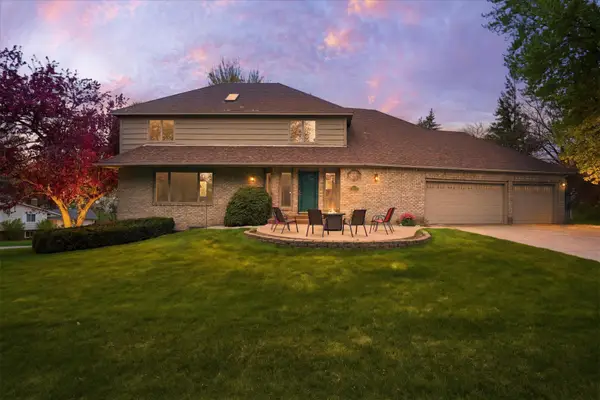 2500 Highland View Avenue S, Burnsville, MN 55337