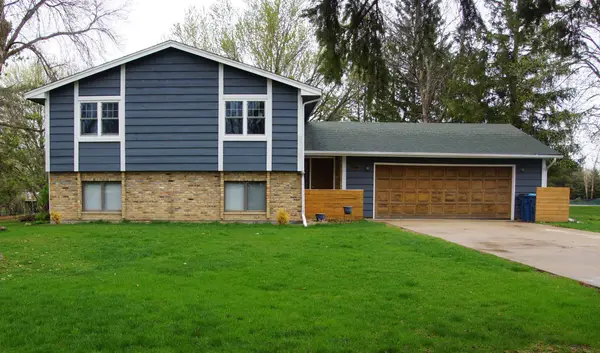 700 80th Street, Victoria, MN 55386