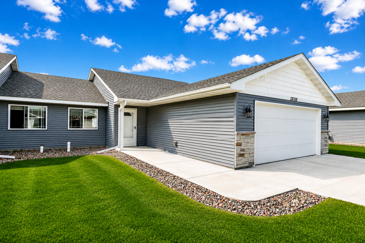 38768 Maple Court, North Branch, MN 55056 - #1