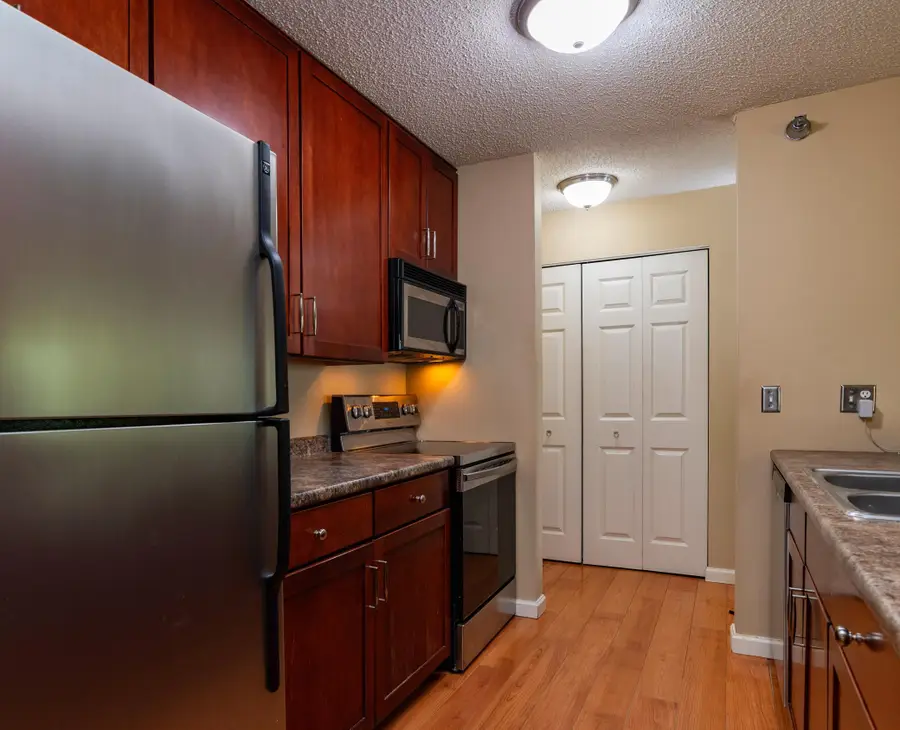 6155 Chasewood Parkway #201, Minnetonka, MN 55343 - #3