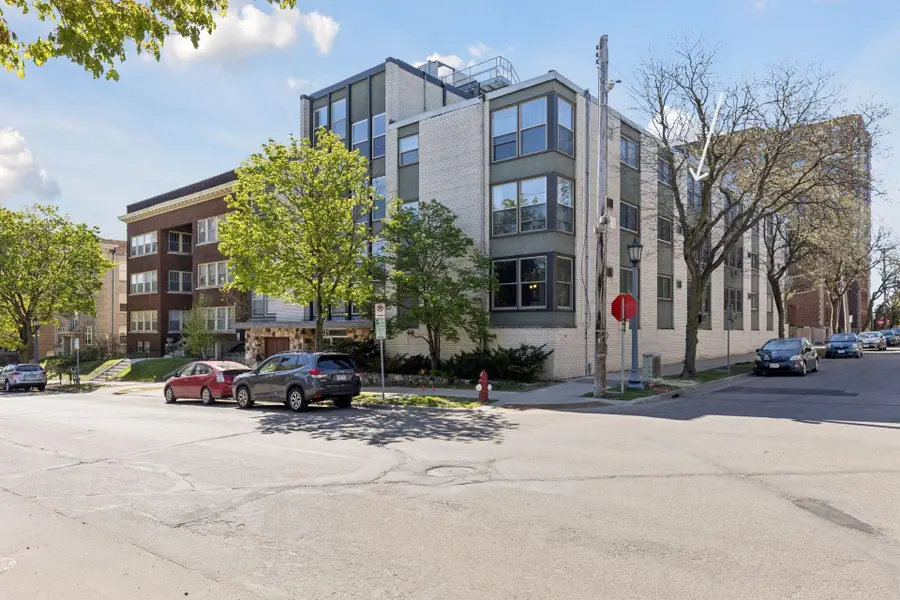 821 Douglas Avenue #304, Minneapolis, MN 55403 - #2