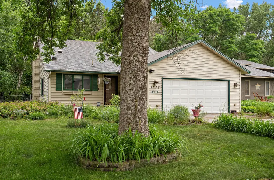 8223 Queen Avenue N, Brooklyn Park, MN 55444 - #2