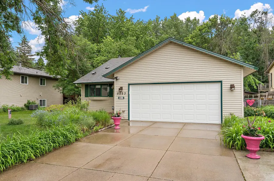 8223 Queen Avenue N, Brooklyn Park, MN 55444 - #3