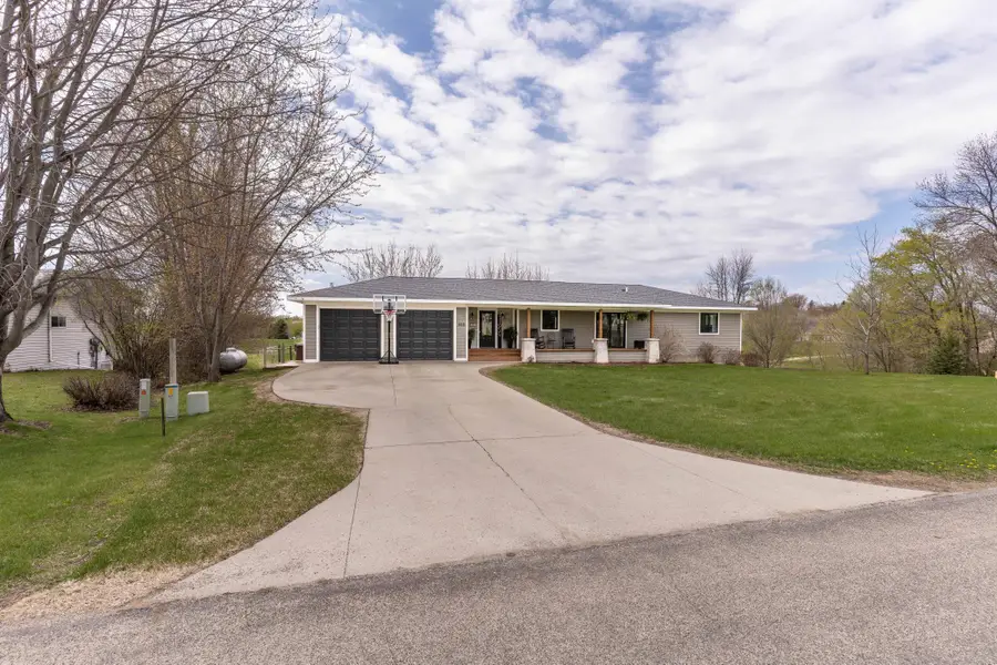 506 E Summit Street, Battle Lake, MN 56515 - #2
