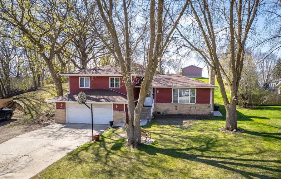 713 7th Avenue Circle Se, Pelican Rapids, MN 56572 - #2