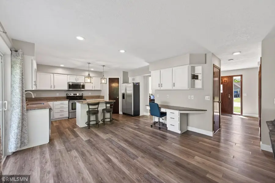 20374 Kensington Way, Lakeville, MN 55044 - #3