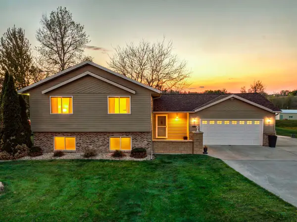 5916 Galaxy Road, Saint Augusta, MN 56301