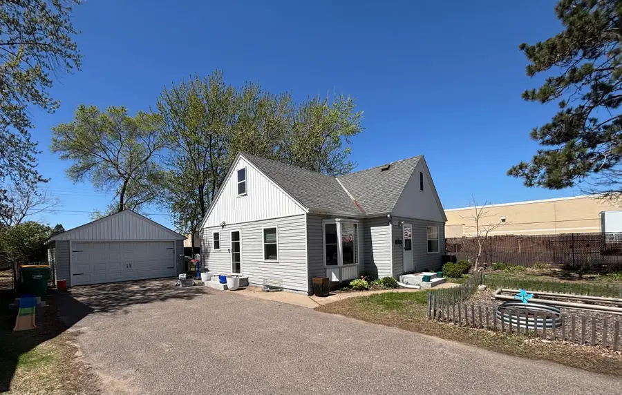 5413 Hampshire Avenue N, Crystal, MN 55428 - #3