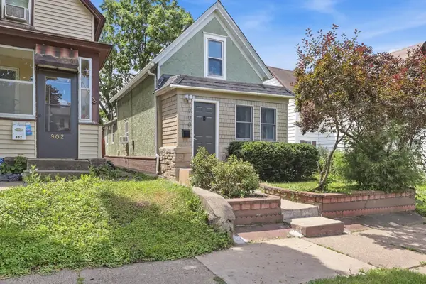 900 Geranium Avenue E, Saint Paul, MN 55106