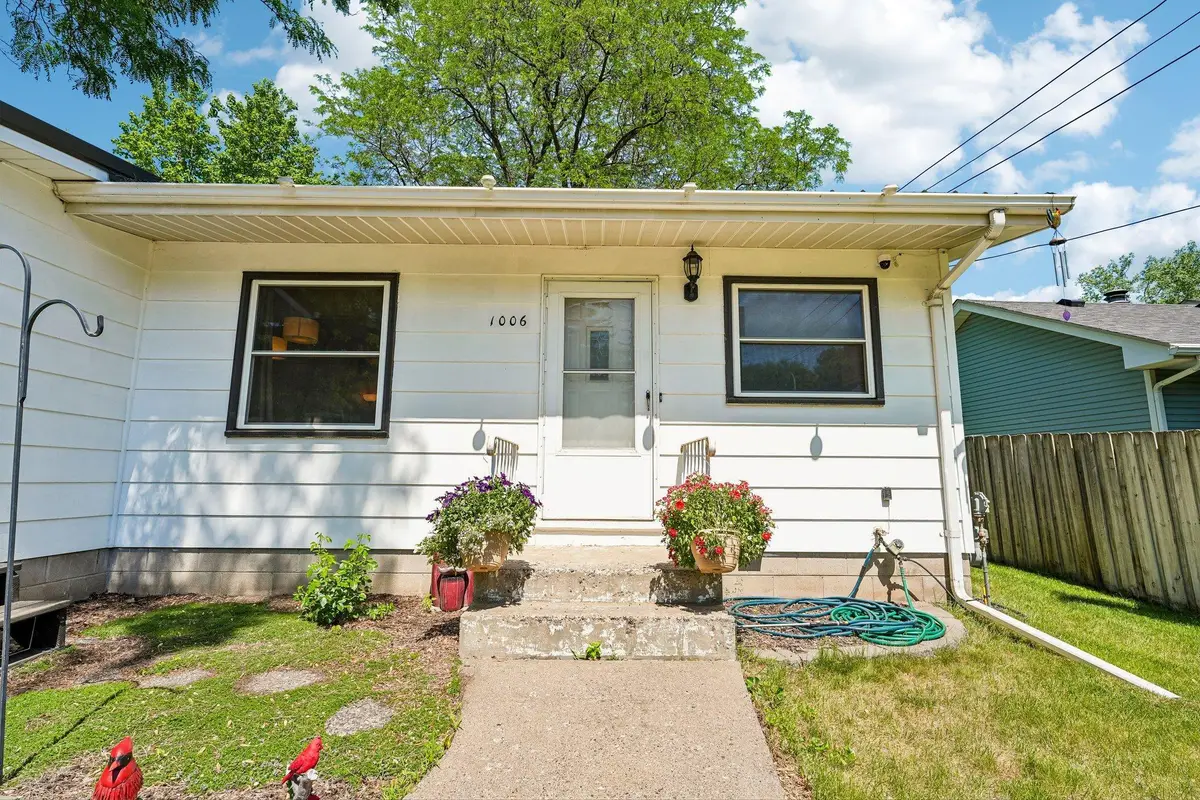 1006 Summit Avenue, South Saint Paul, MN 55075 - #1