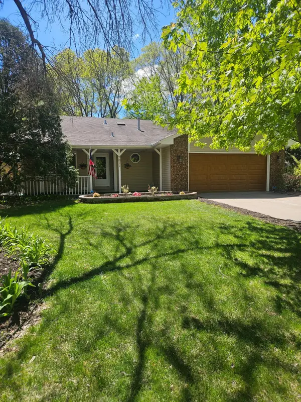 7811 118th Avenue N, Champlin, MN 55316