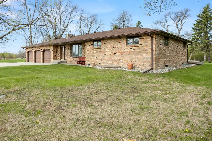 3305 Us Highway 75, Breckenridge, MN 56520 - #2