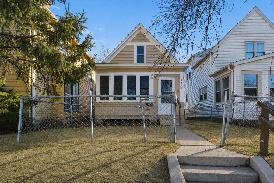 1368 Payne Avenue, Saint Paul, MN 55130 - #2