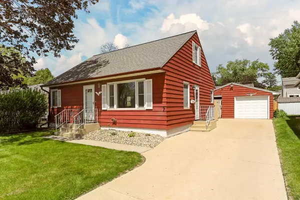 2031 17 1/2 Street Nw, Rochester, MN 55901