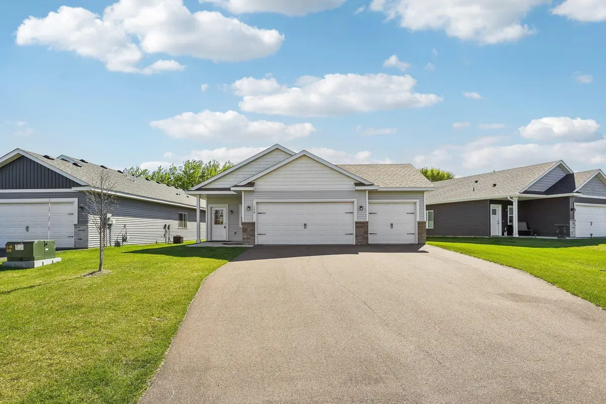 126 9th Avenue Ne, Isanti, MN 55040 - #1