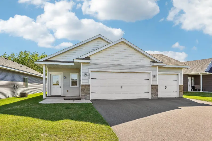 126 9th Avenue Ne, Isanti, MN 55040 - #2