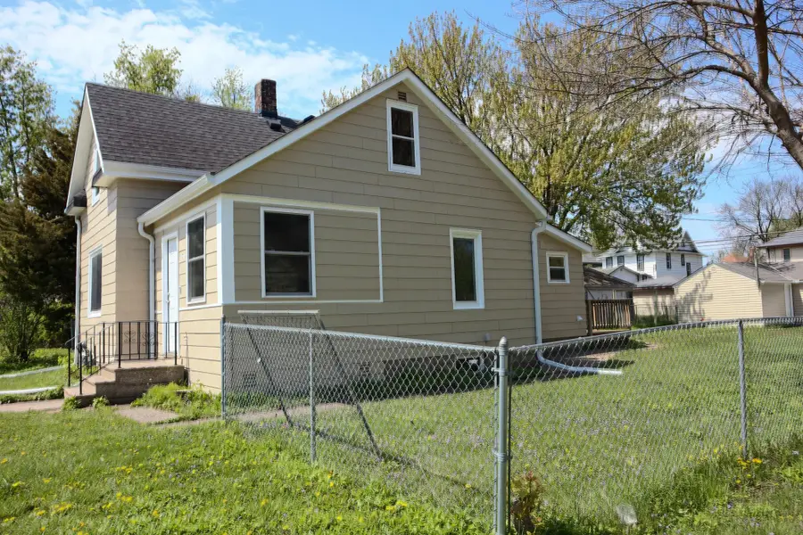 1021 Minnehaha Avenue E, Saint Paul, MN 55106 - #3