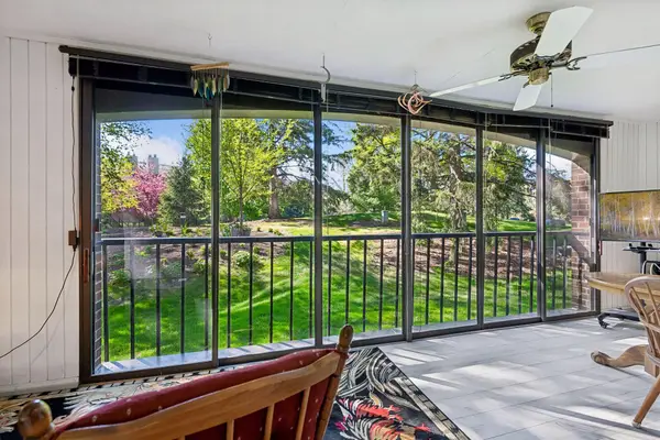 5501 Dewey Hill Road #140, Edina, MN 55439