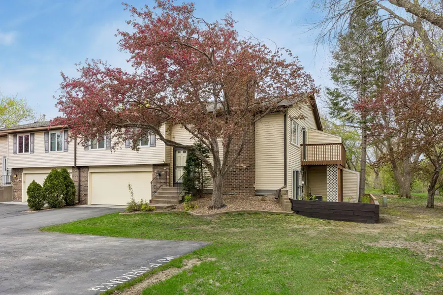 14441 92nd Avenue N, Maple Grove, MN 55369 - #2
