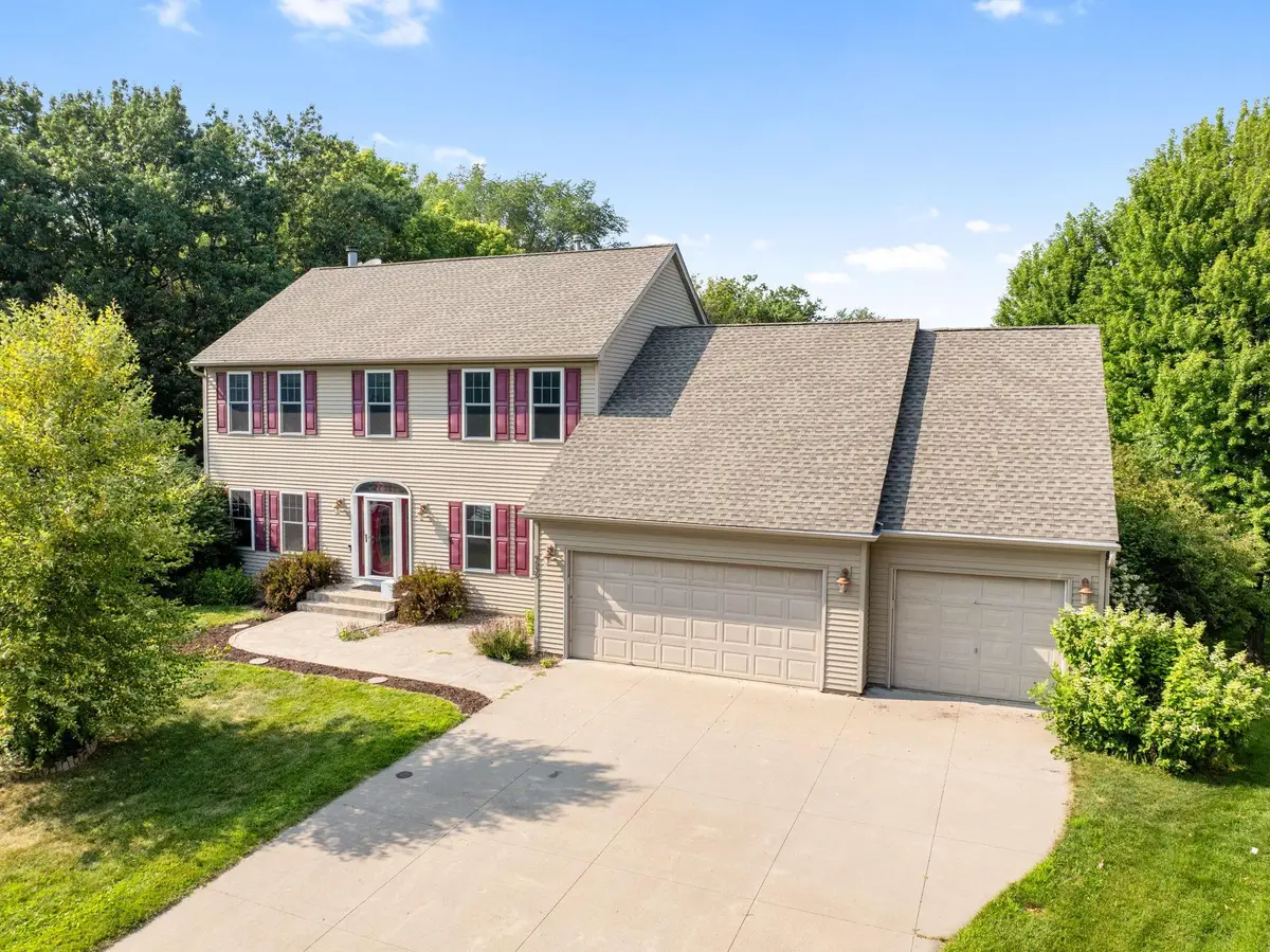 9535 Pineview Lane N, Maple Grove, MN 55369 - #1