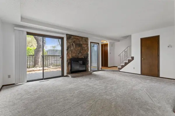 1115 Landmark Trail S, Hopkins, MN 55343