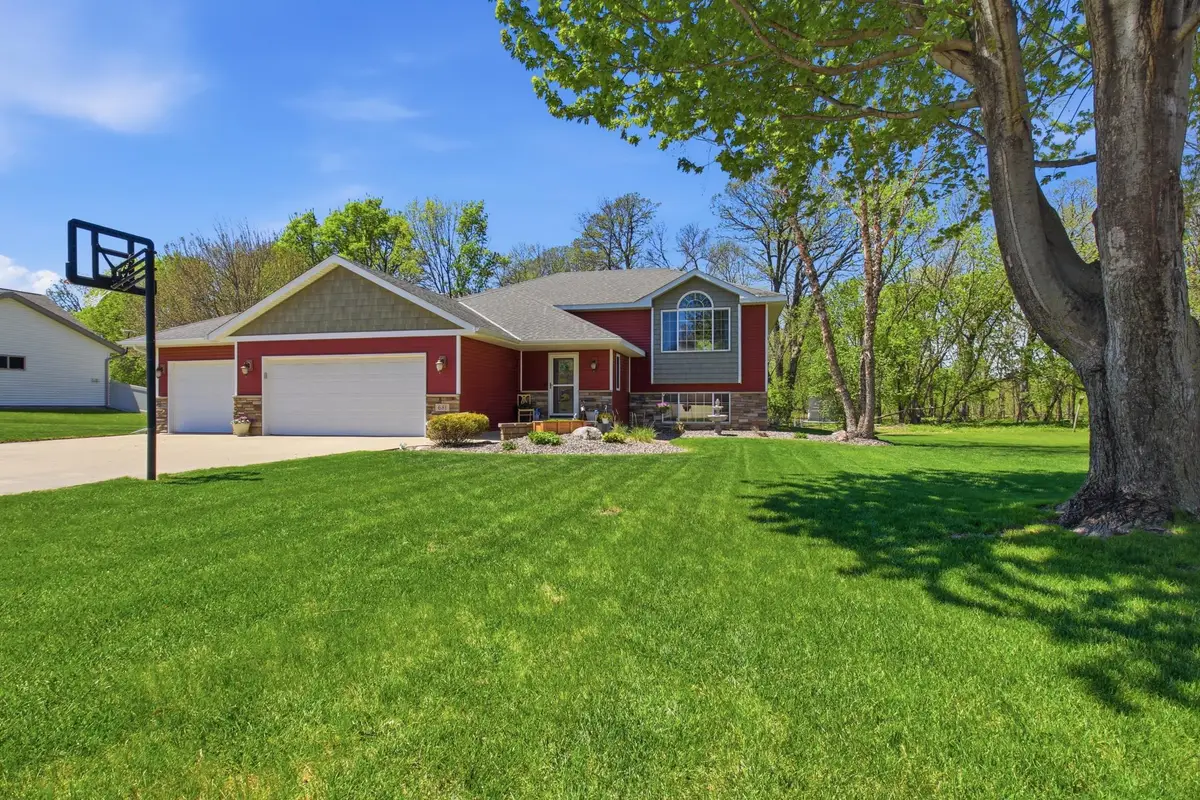 681 W River Drive, New London, MN 56273 - #1