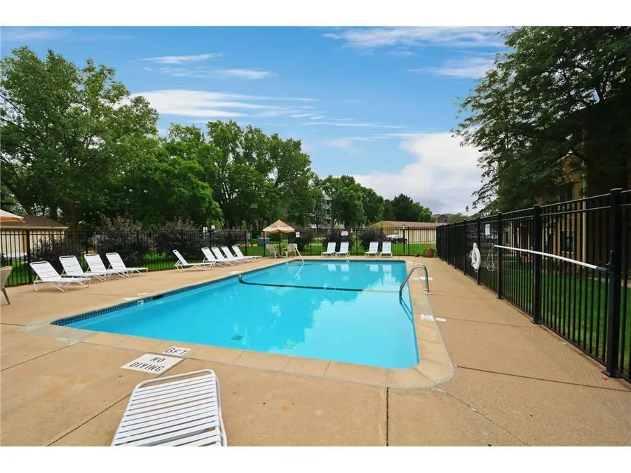 2110 Ridge Drive #14, Saint Louis Park, MN 55416 - #2