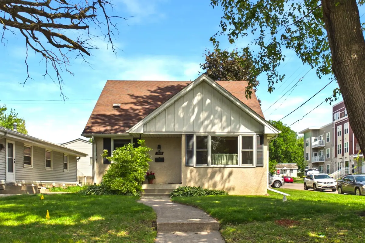 1802 Malvern Street, Roseville, MN 55113 - #1