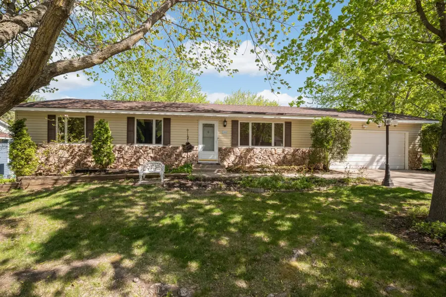 19055 Jordan Trail, Lakeville, MN 55044 - #2