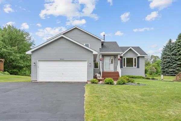 8461 Vagabond Lane N, Maple Grove, MN 55311