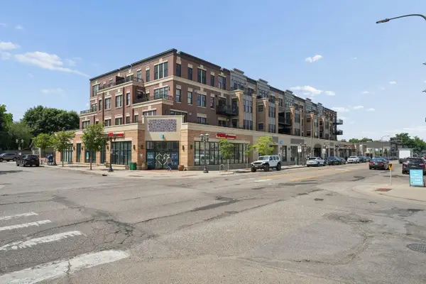 1060 Grand Avenue #210, Saint Paul, MN 55105