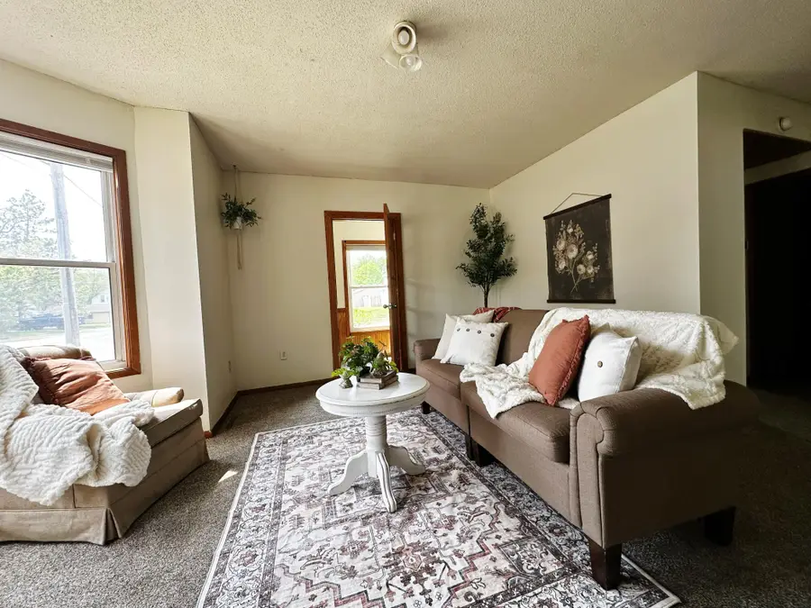 402 22nd Avenue N, Saint Cloud, MN 56303 - #2