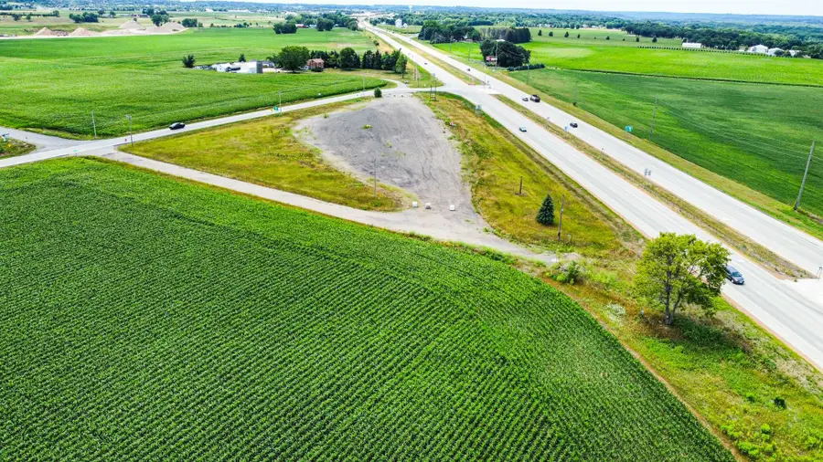 21701 Johnson Memorial Drive, Belle Plaine, MN 56011 - #2
