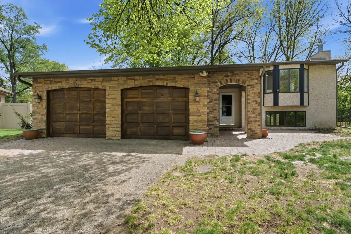 805 Lacota Lane, Burnsville, MN 55337 - #1
