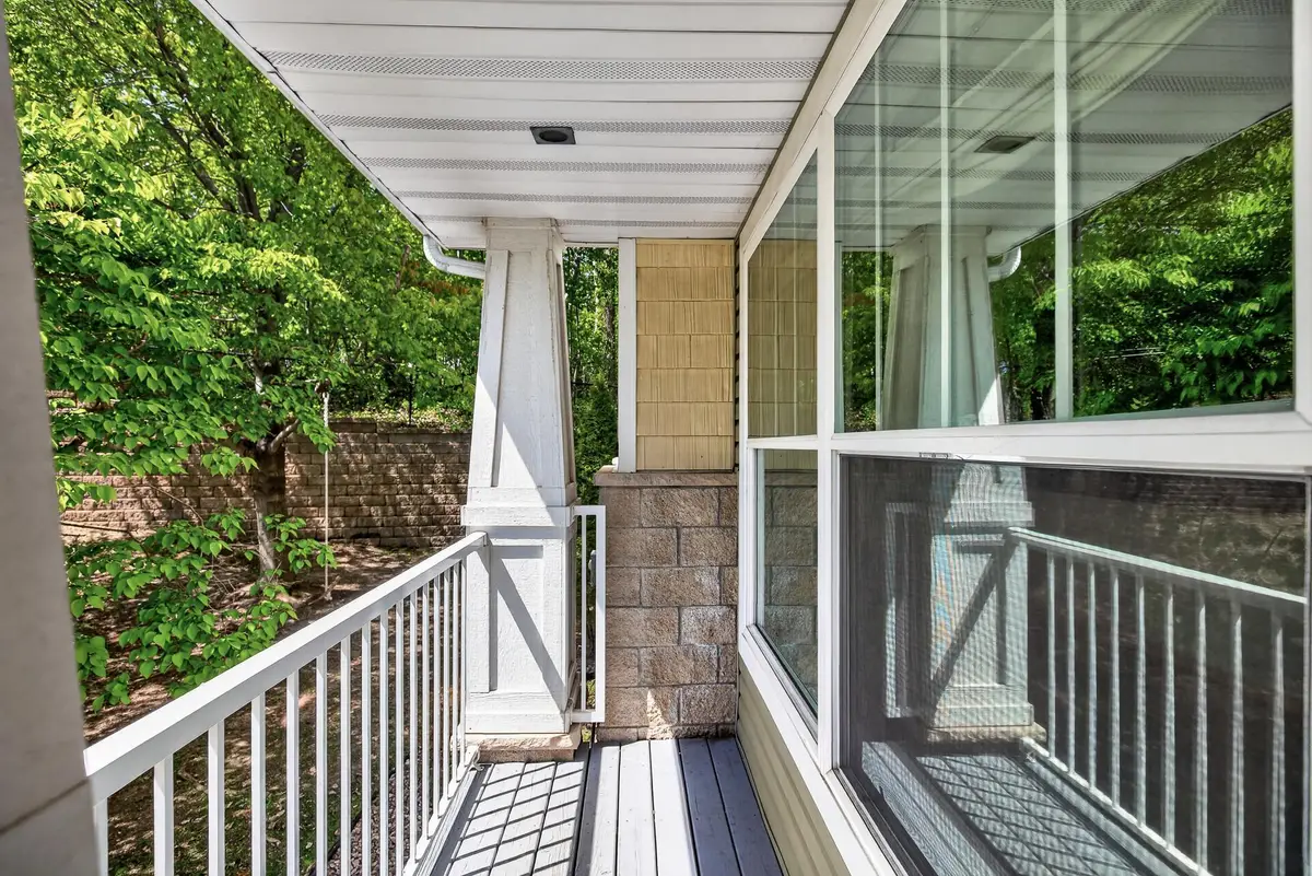 1240 County Road D E #10, Maplewood, MN 55109 - #1