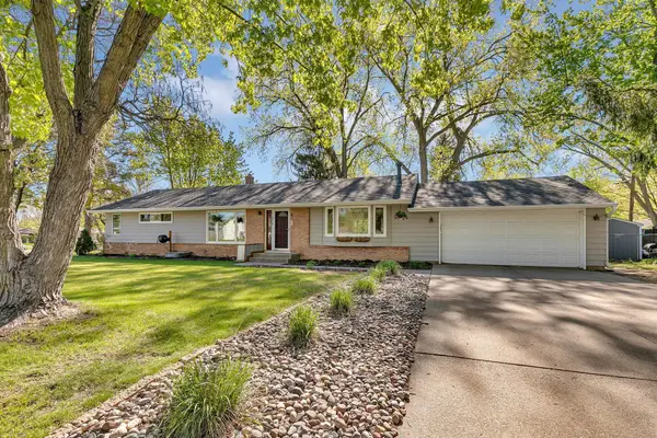2978 Pascal Street, Roseville, MN 55113