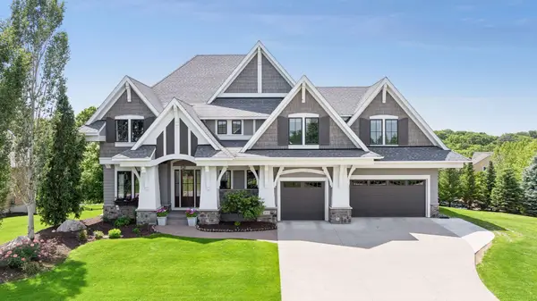 9690 Sky Lane, Eden Prairie, MN 55347