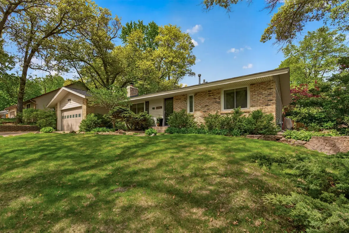 6437 134th Street W, Apple Valley, MN 55124 - #1