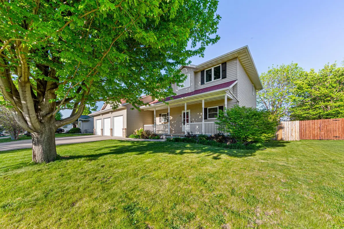 227 Woodhaven Lane, Mankato, MN 56001 - #1