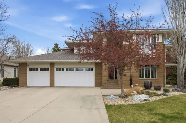 4468 Oakcreek Drive S, Fargo, ND 58104